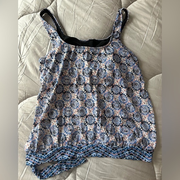 Swimsuits for All size 22 blouson style tankini top blue/pink geometric print - Picture 2 of 11